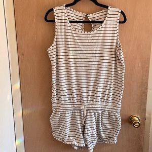 Albion Fit sleeveless romper with pockets!